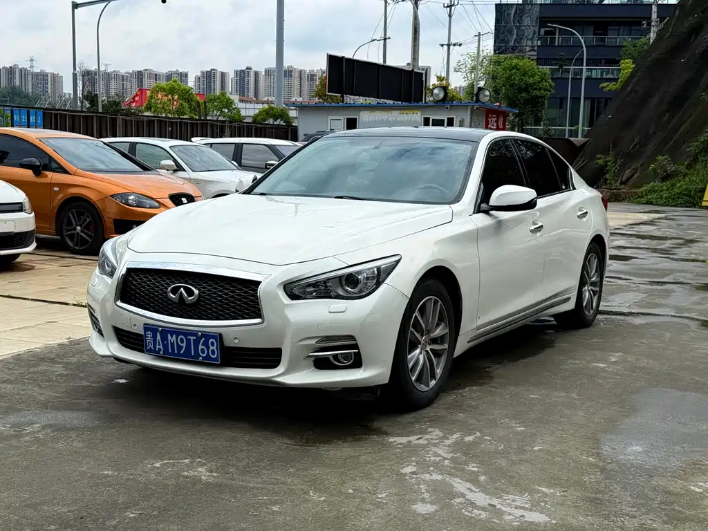 Infiniti Q50L 2018