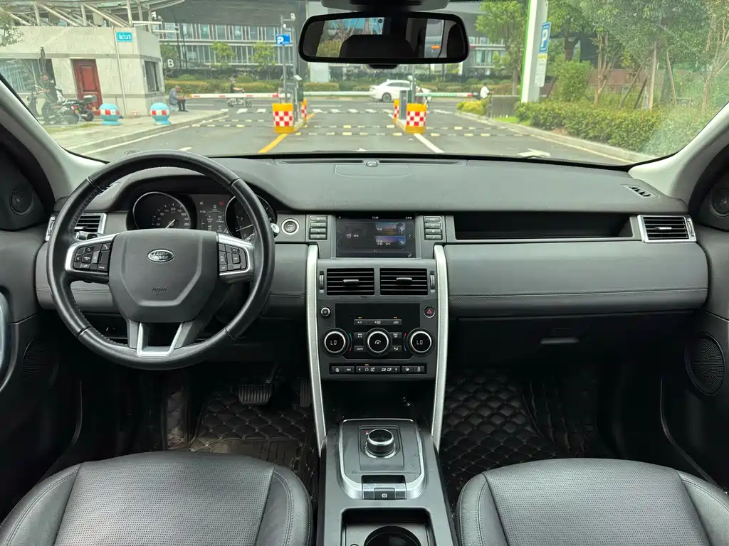 Land Rover Discovery Sport — миниатюра 12