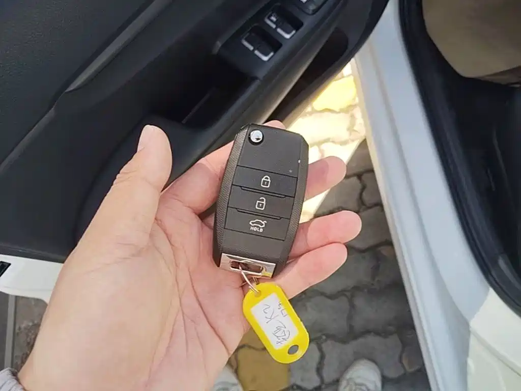 Kia K2 — миниатюра 9