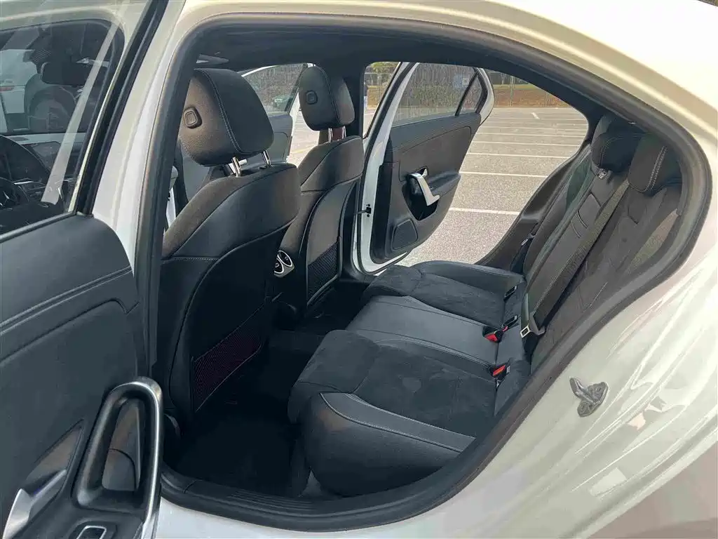 Mercedes-Benz A-Class — миниатюра 14