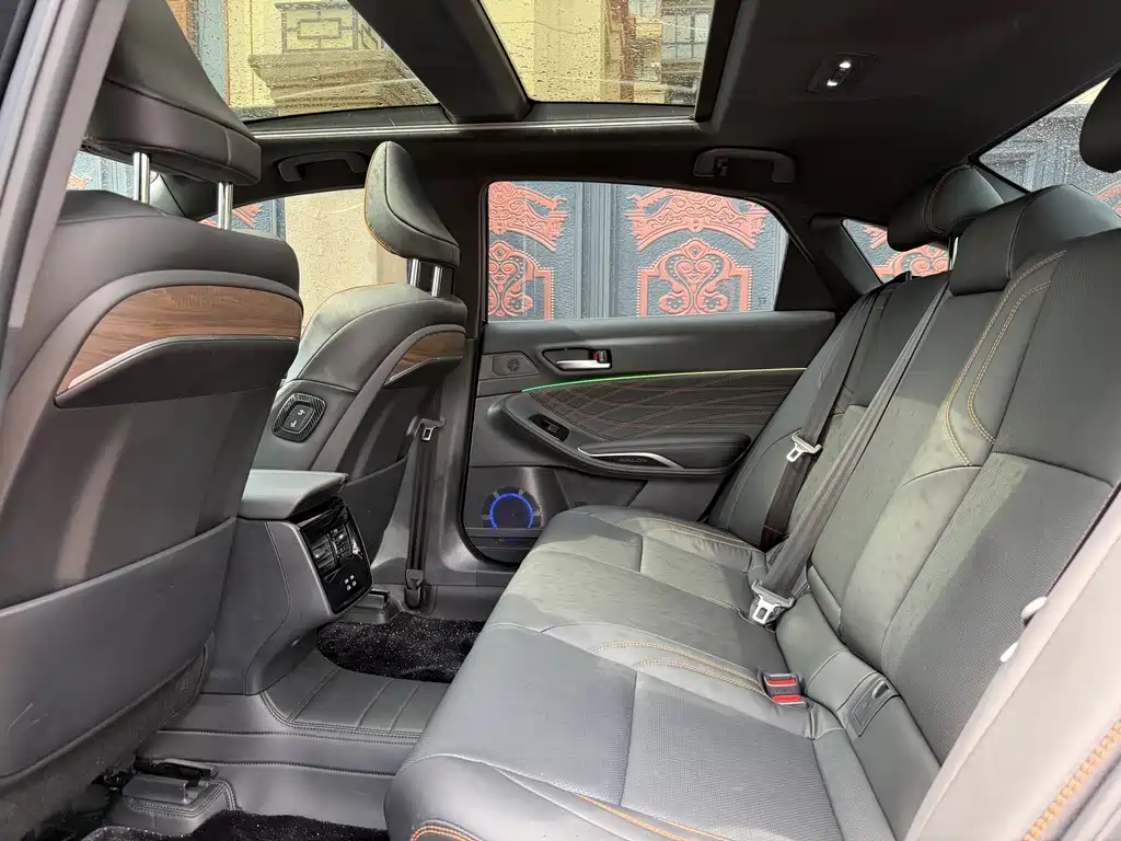 Toyota Avalon — миниатюра 6