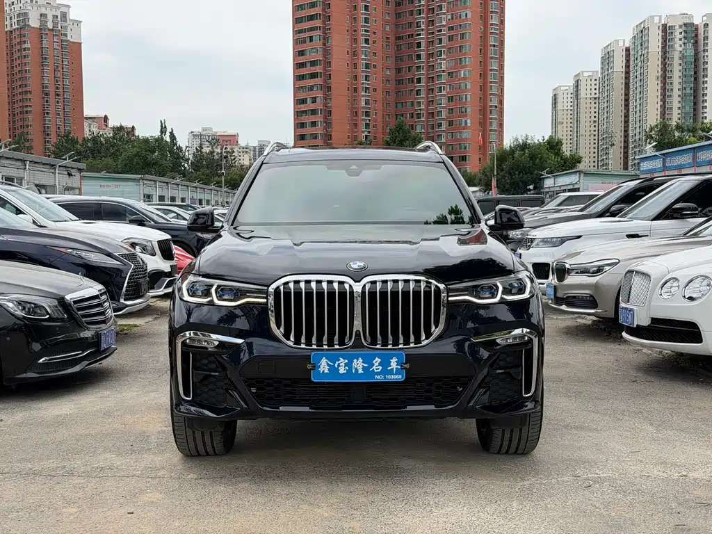 BMW X7 2022 xDrive40i Premium M Sport