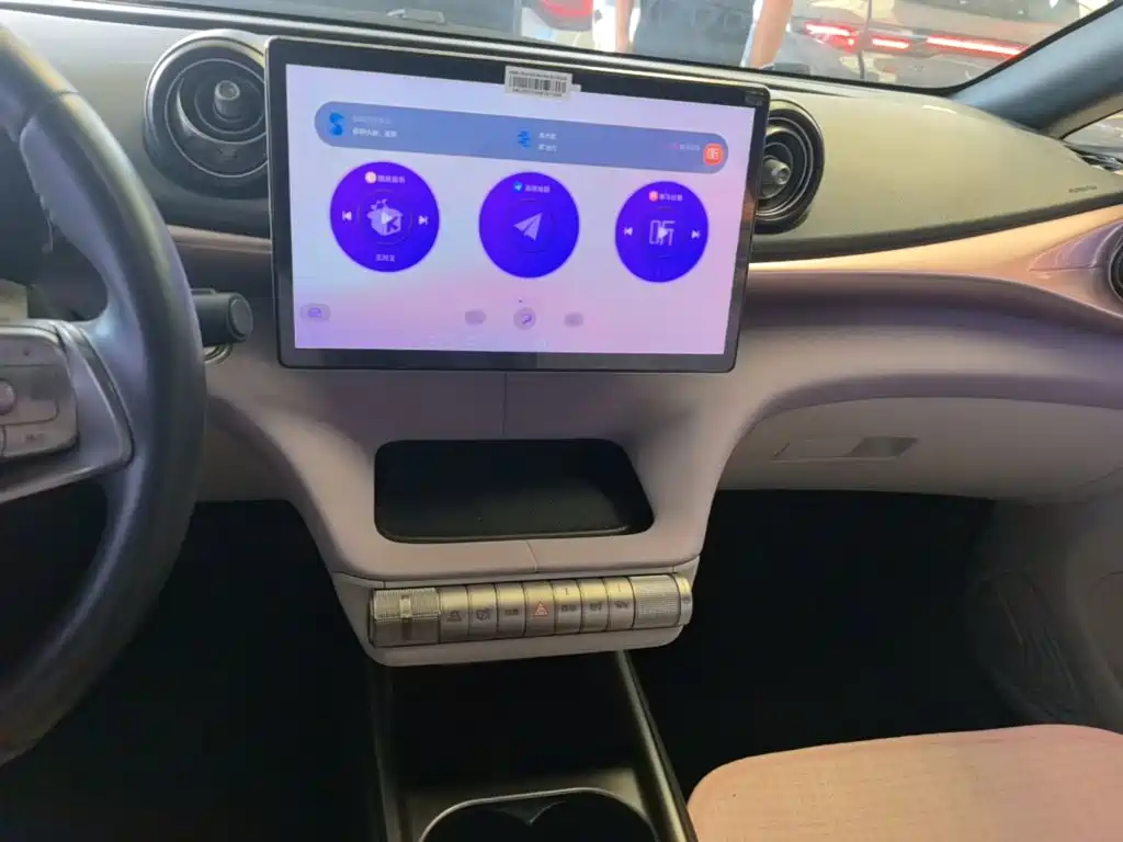 BYD Dolphin — миниатюра 13