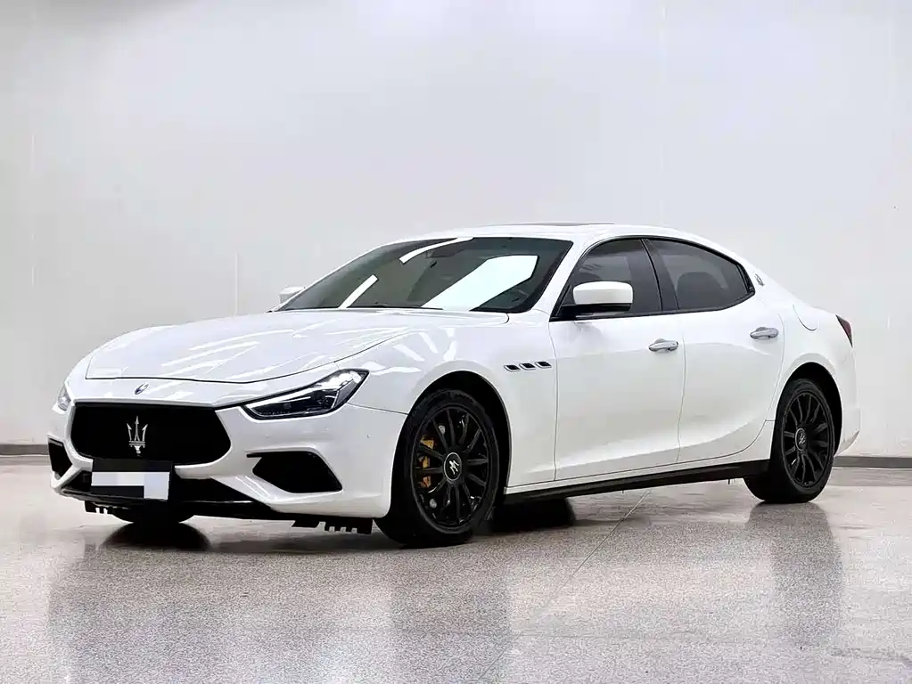 Купить Maserati Ghibli