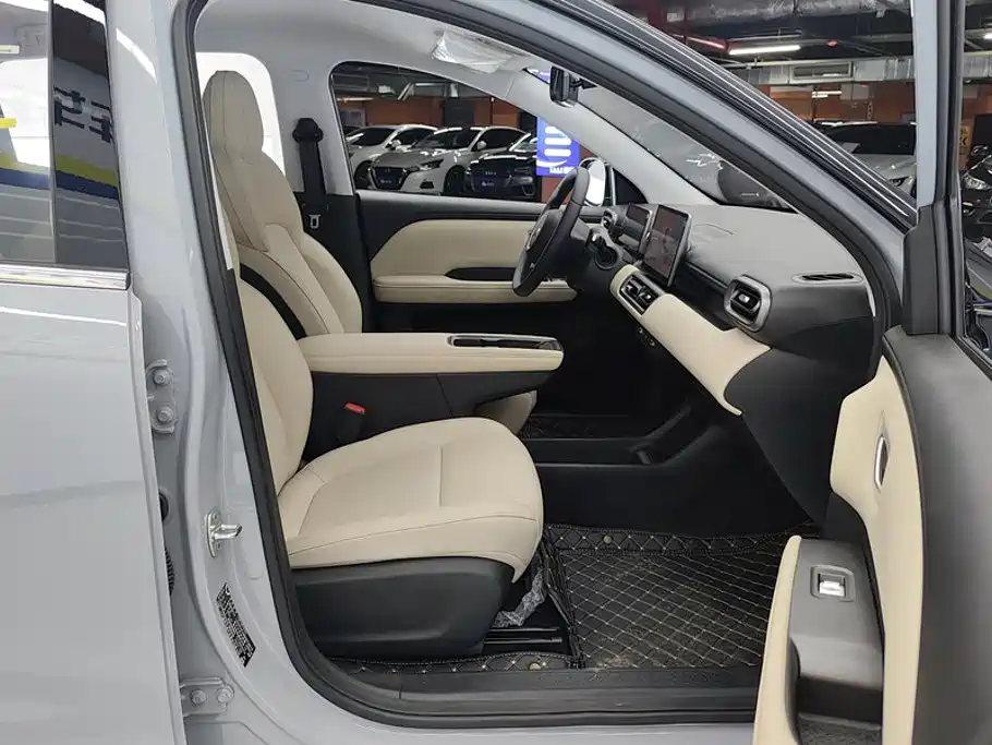 Wuling Bingo PLUS — миниатюра 8
