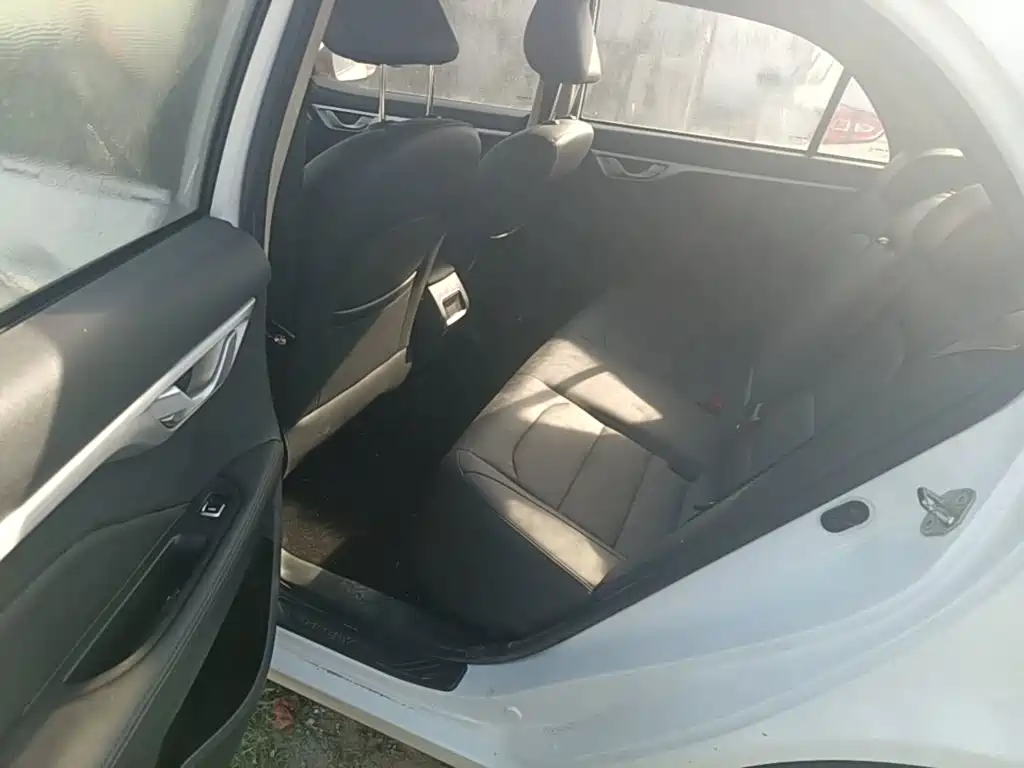 Geely Vision — миниатюра 17