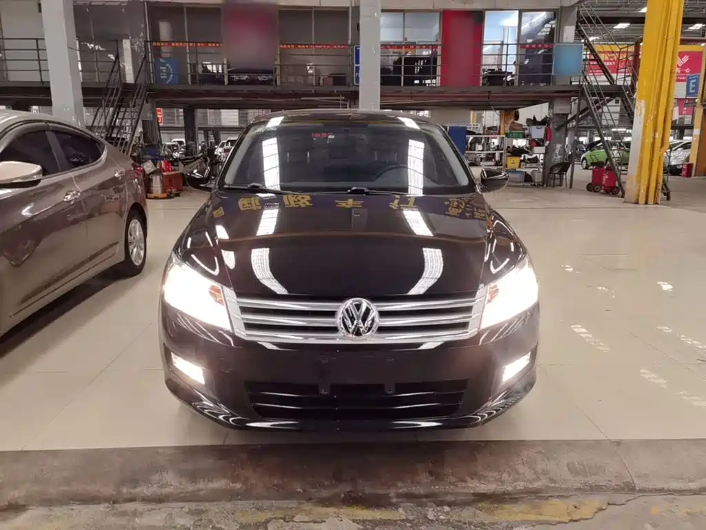 Volkswagen Santana — миниатюра 3