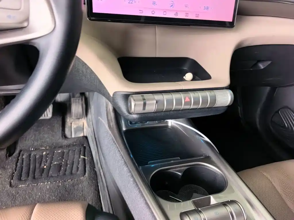 BYD Dolphin — миниатюра 14