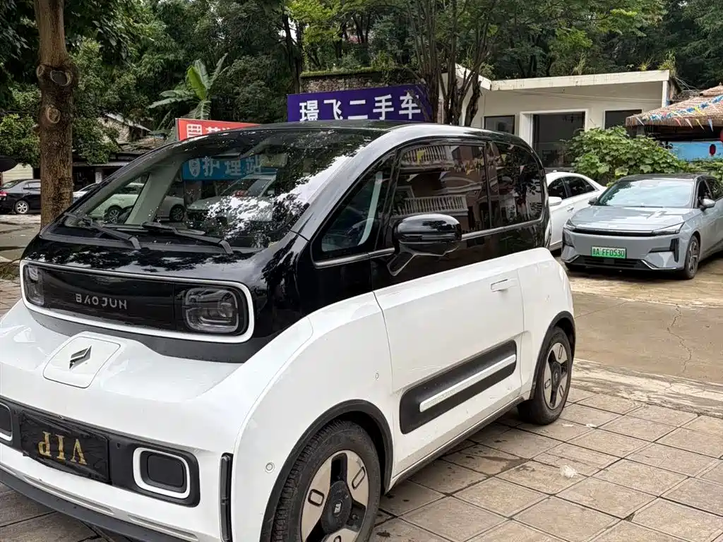 Baojun E300 2020 Plus