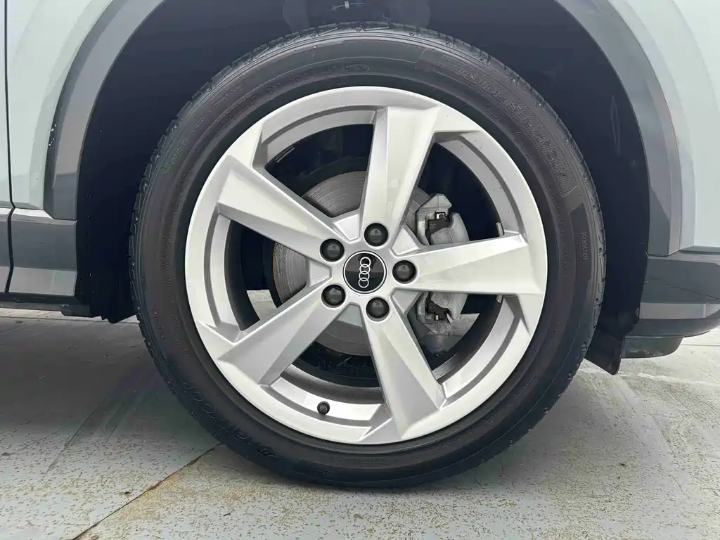 Audi Q2L — миниатюра 8