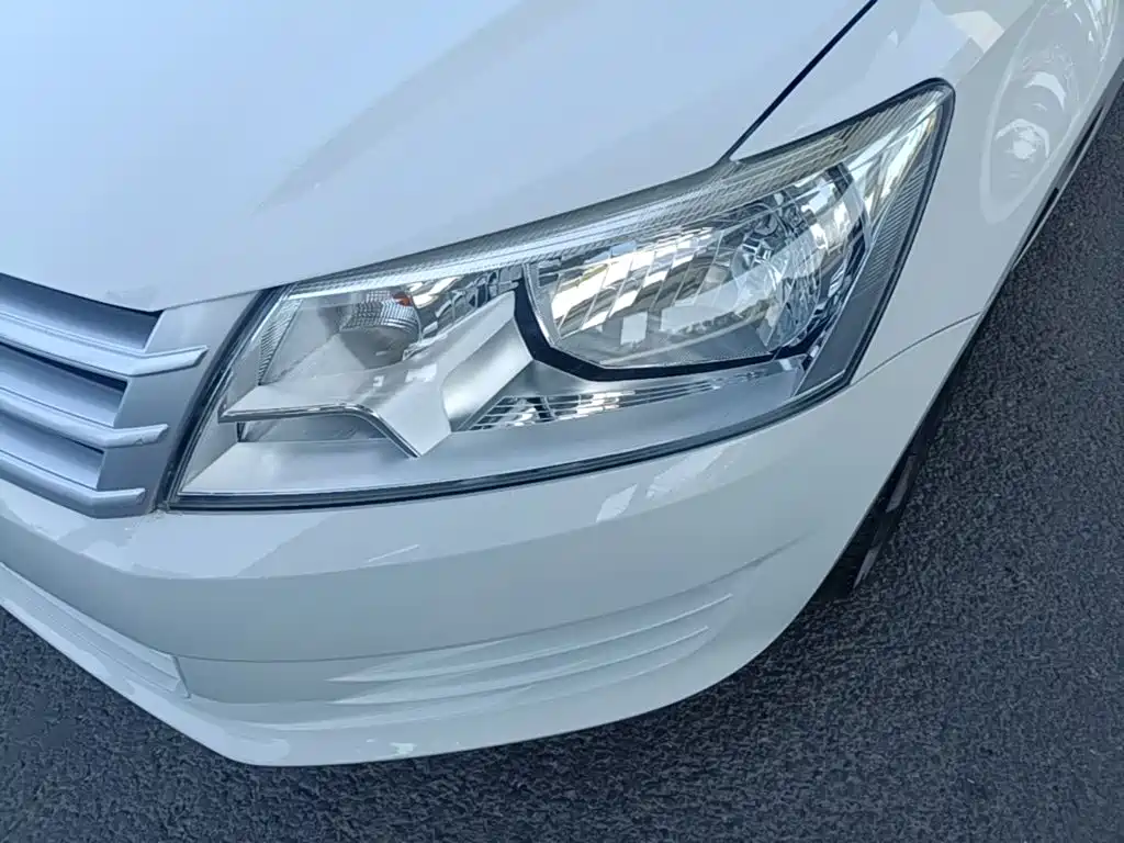 Volkswagen Santana — миниатюра 24
