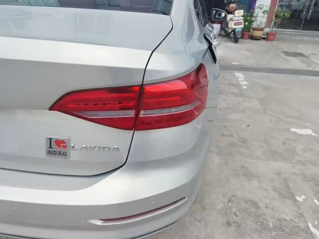 Volkswagen Lavida 2019 280TSI DSG Comfort VI
