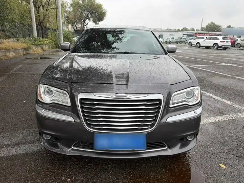 Chrysler 300C — миниатюра 24