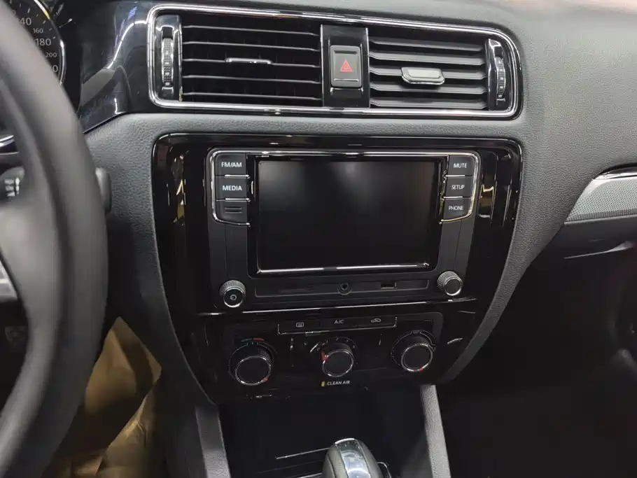 Volkswagen Sagitar — миниатюра 13