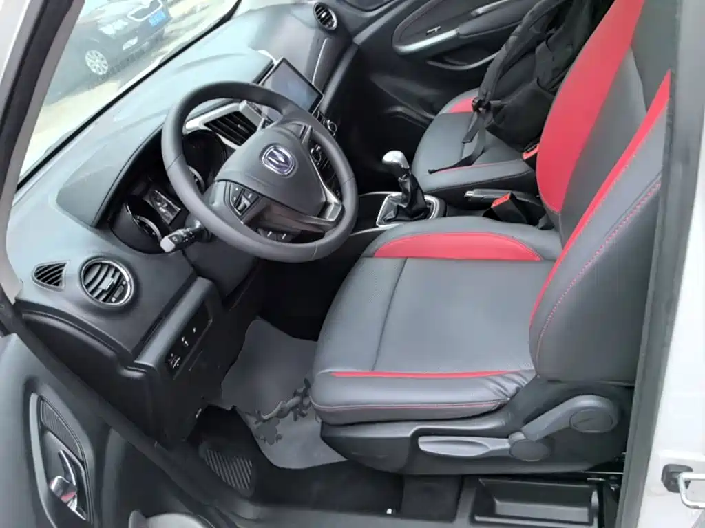 Changan CS15 — миниатюра 15