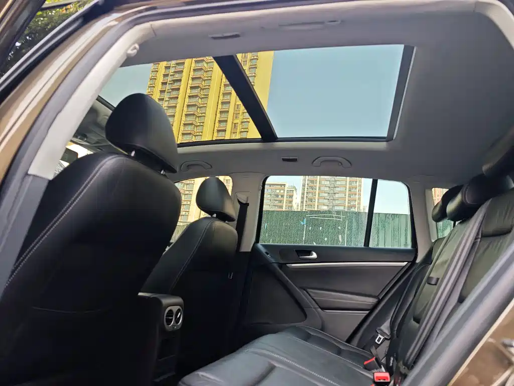 Volkswagen Tiguan — миниатюра 14
