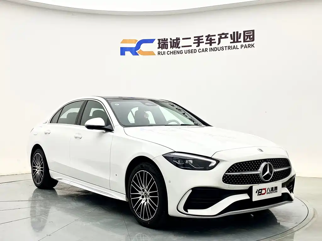 Mercedes-Benz C-Class — миниатюра 3