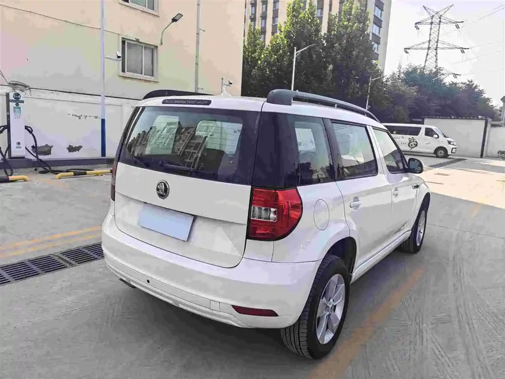 Skoda Yeti — миниатюра 7