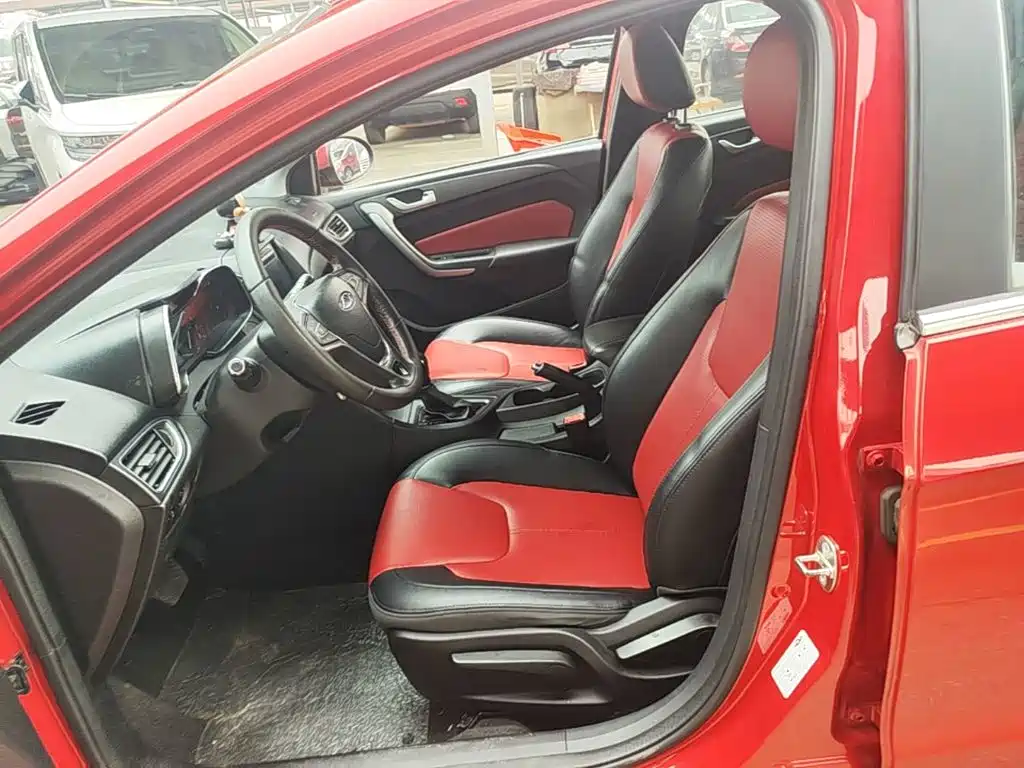 Chery Arrizo 5 — миниатюра 15