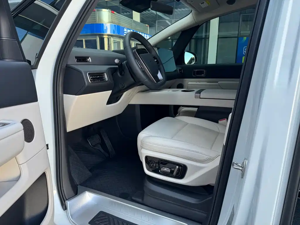 Li Auto Li MEGA — миниатюра 9