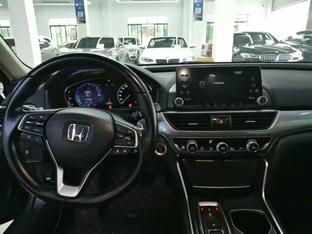 Honda Accord — миниатюра 10