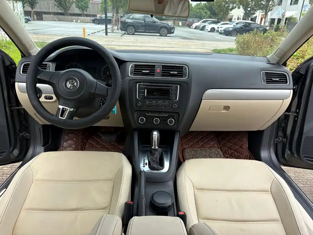 Volkswagen Sagitar — миниатюра 6