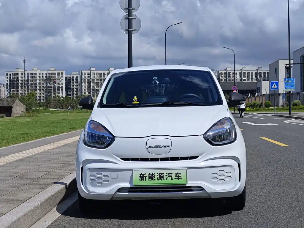 Roewe Clever — миниатюра 2