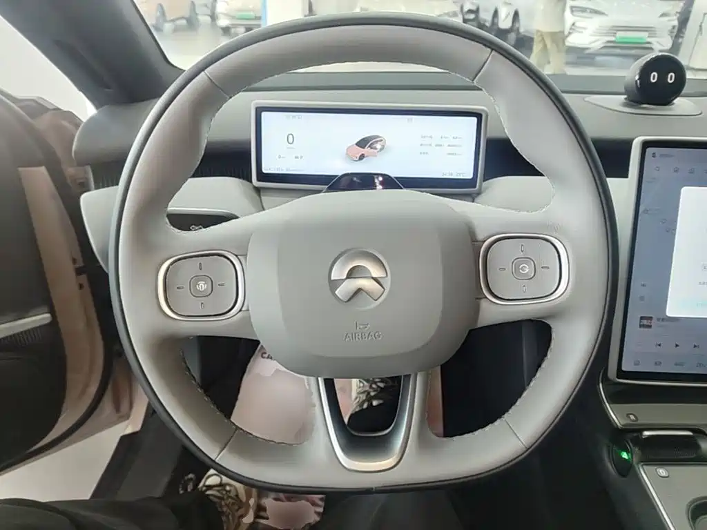 NIO ET5T — миниатюра 11