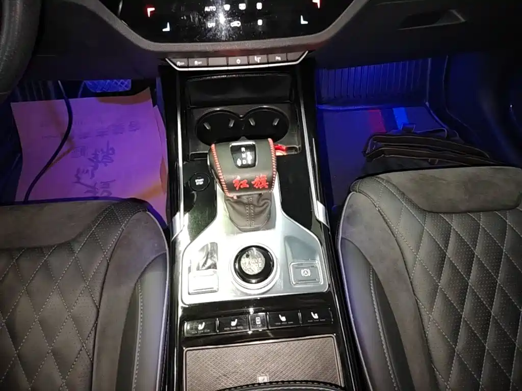 Hongqi Hongqi HS5 — миниатюра 14