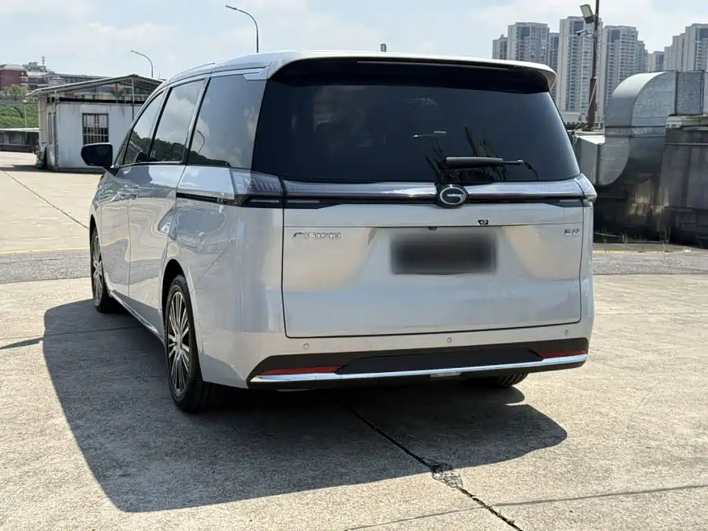 GAC Motor Trumpchi E8 PHEV — миниатюра 10