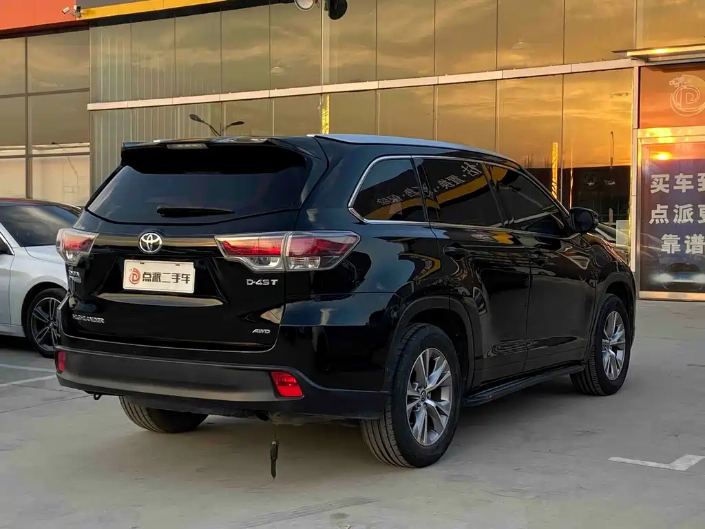 Toyota Highlander — миниатюра 5