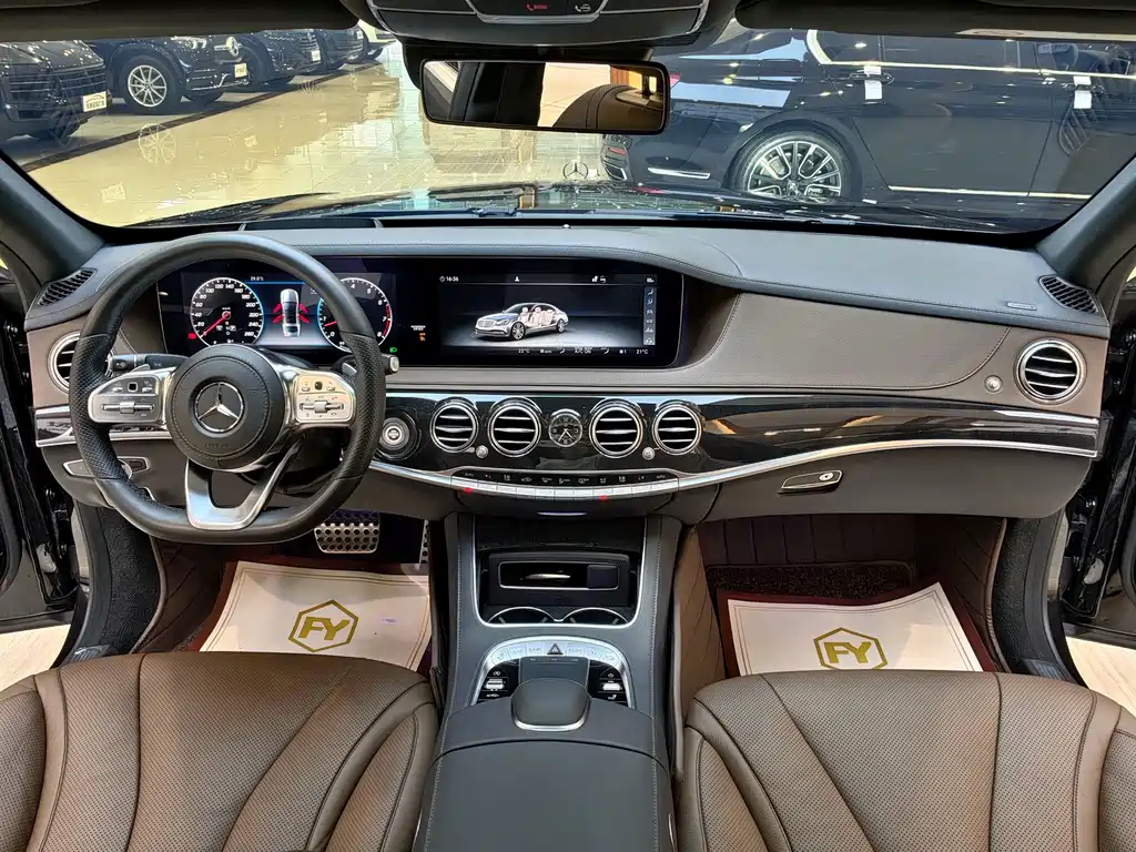 Mercedes-Benz S-Class — миниатюра 13