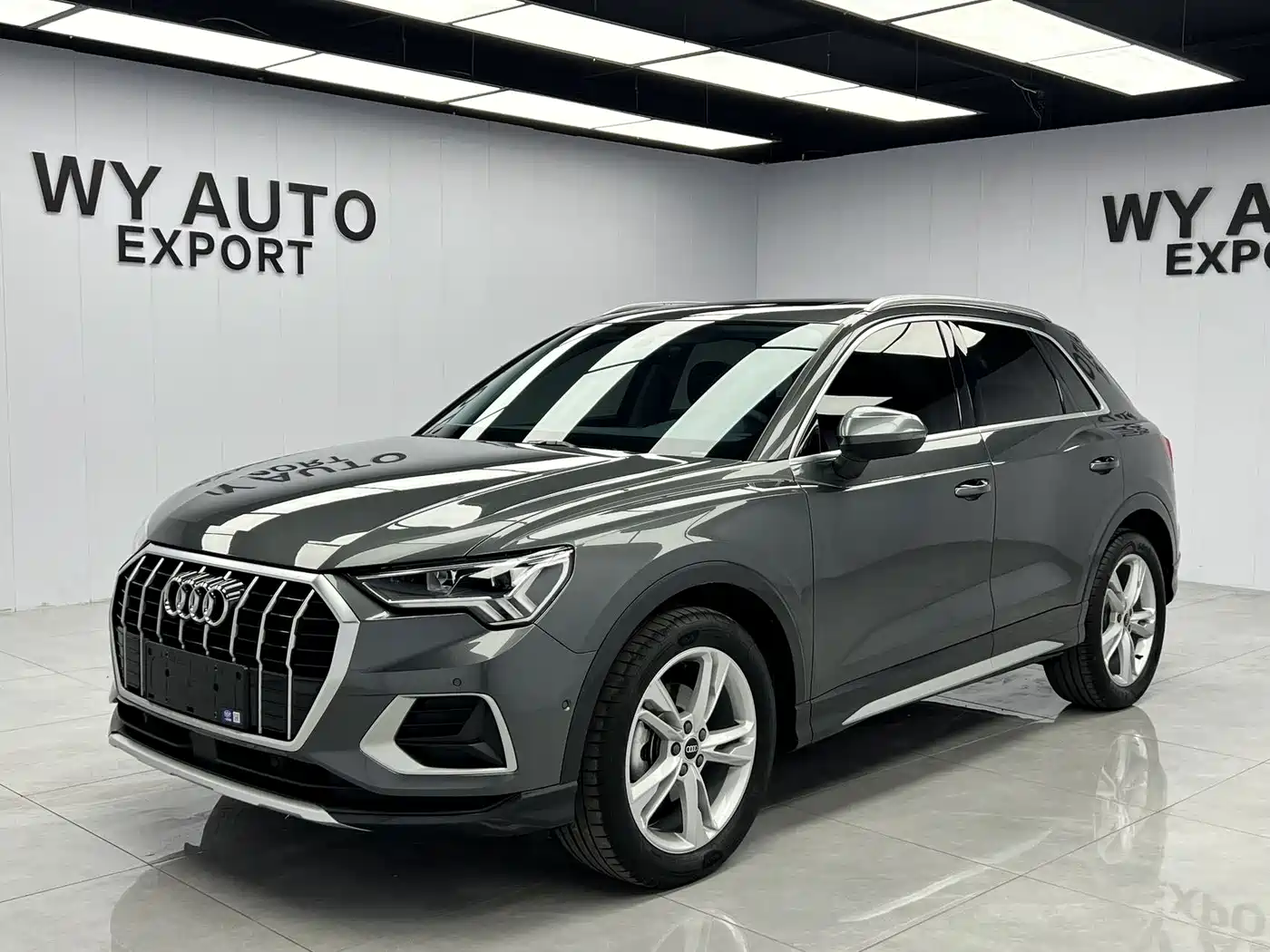 奥迪Q3 2022款 35 TFSI 时尚致雅型 2023