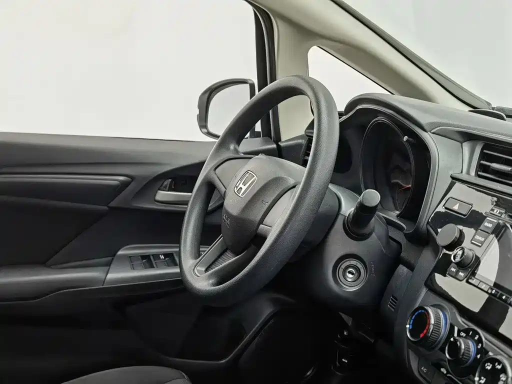 Honda Fit — миниатюра 22