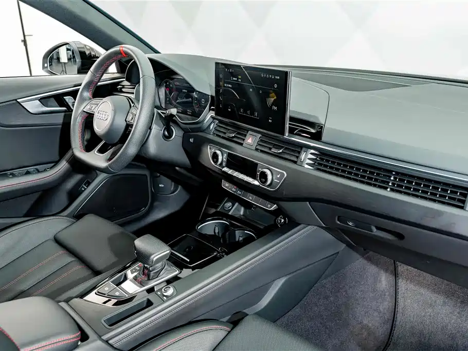 Audi A4L — миниатюра 18