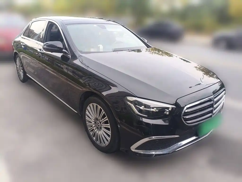 Mercedes-Benz E-Class — миниатюра 24