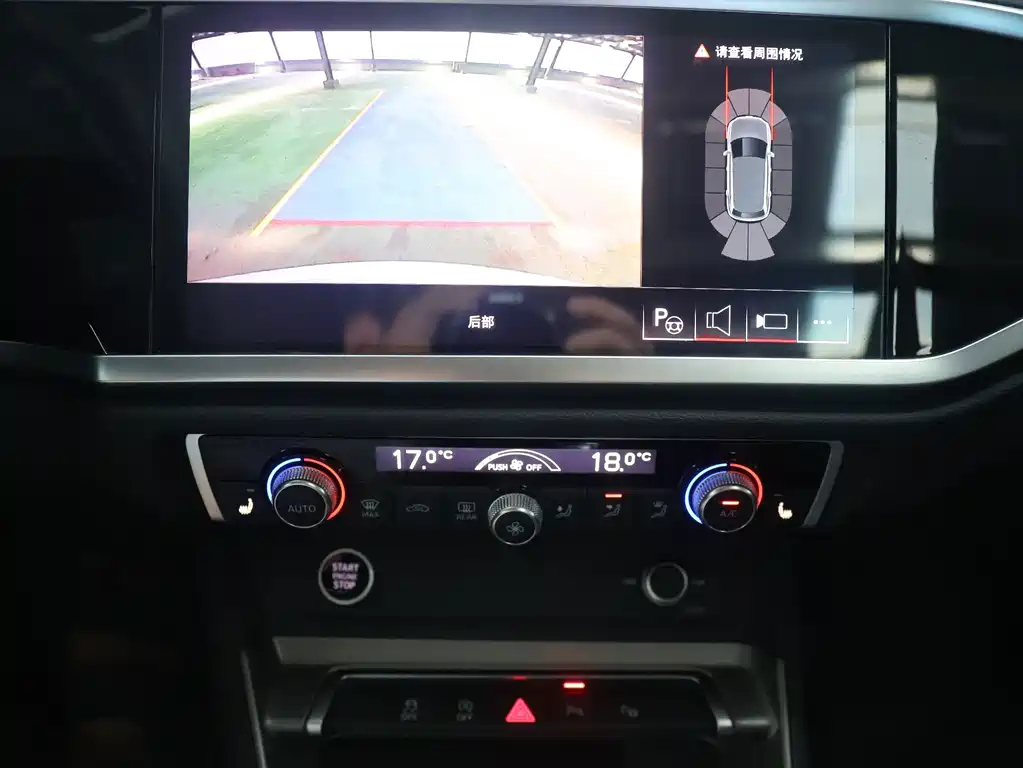 Audi Q3 — миниатюра 11