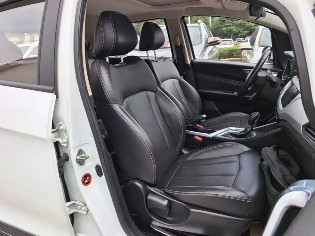 Geely Vision X3 — миниатюра 25
