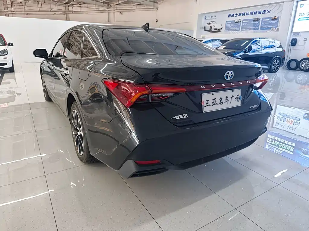 Toyota Avalon — миниатюра 7
