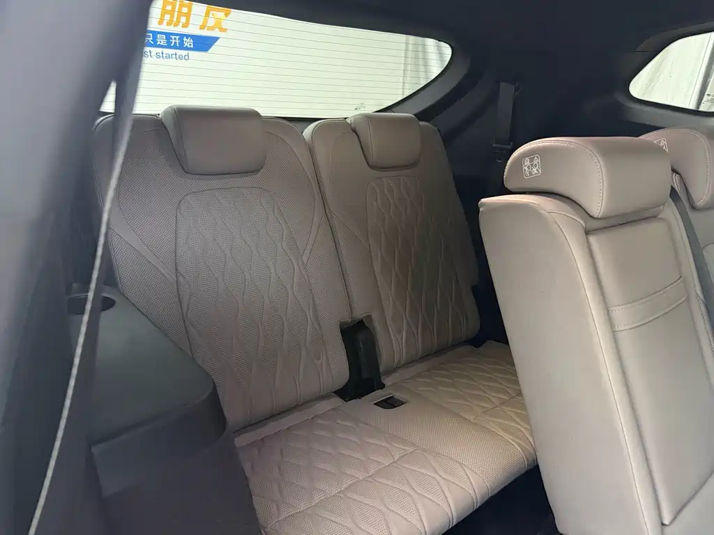 BYD Tang New Energy — миниатюра 25