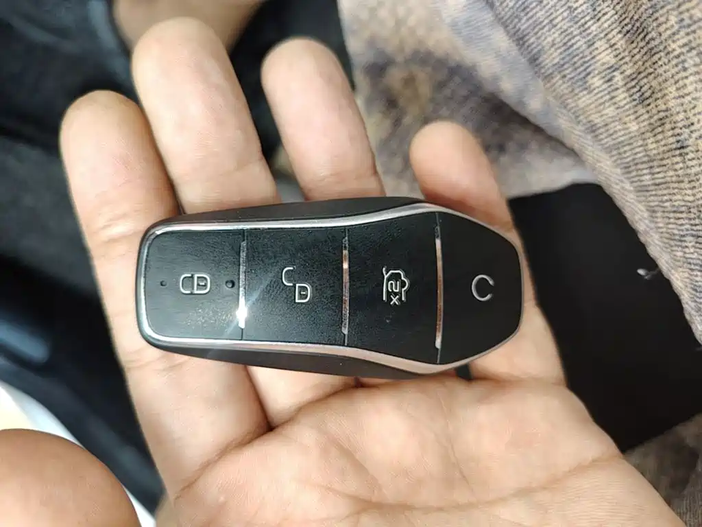 BYD e1 — миниатюра 9