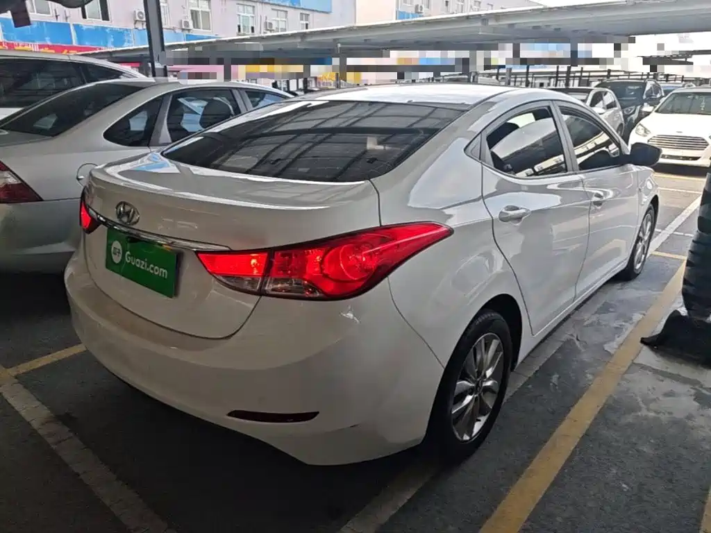 Hyundai Elantra Langdong — миниатюра 7