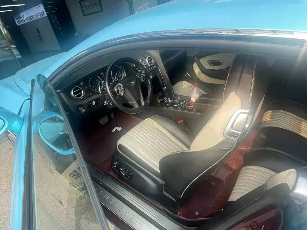 Bentley Continental — миниатюра 5