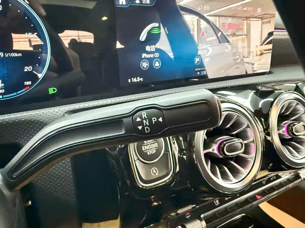 Mercedes-Benz A-Class — миниатюра 11