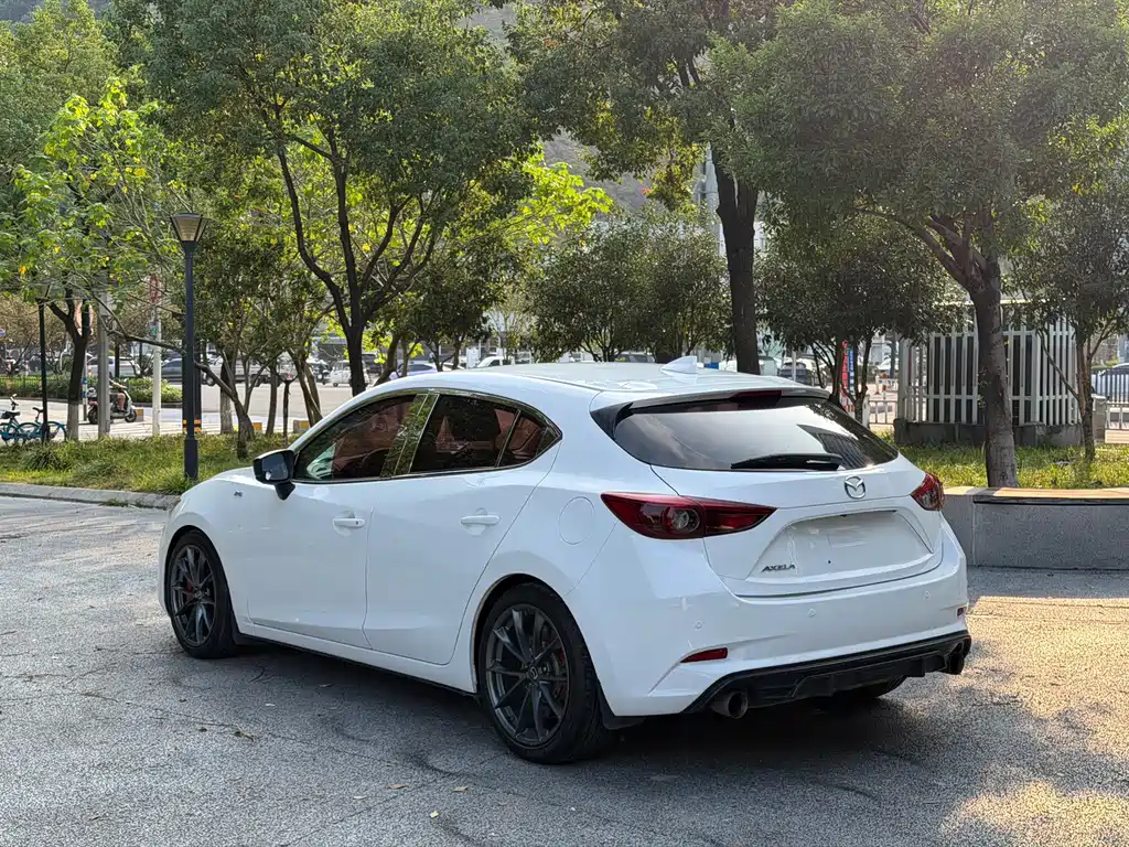 Mazda 3 Axela — миниатюра 5