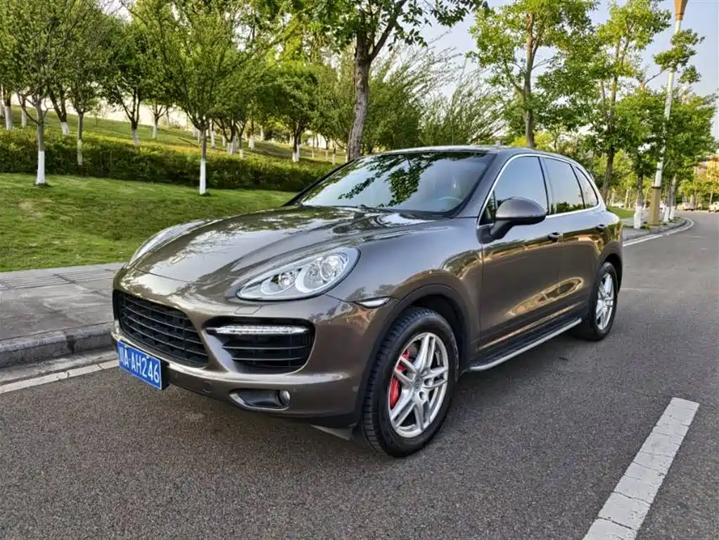 Porsche Cayenne 2012