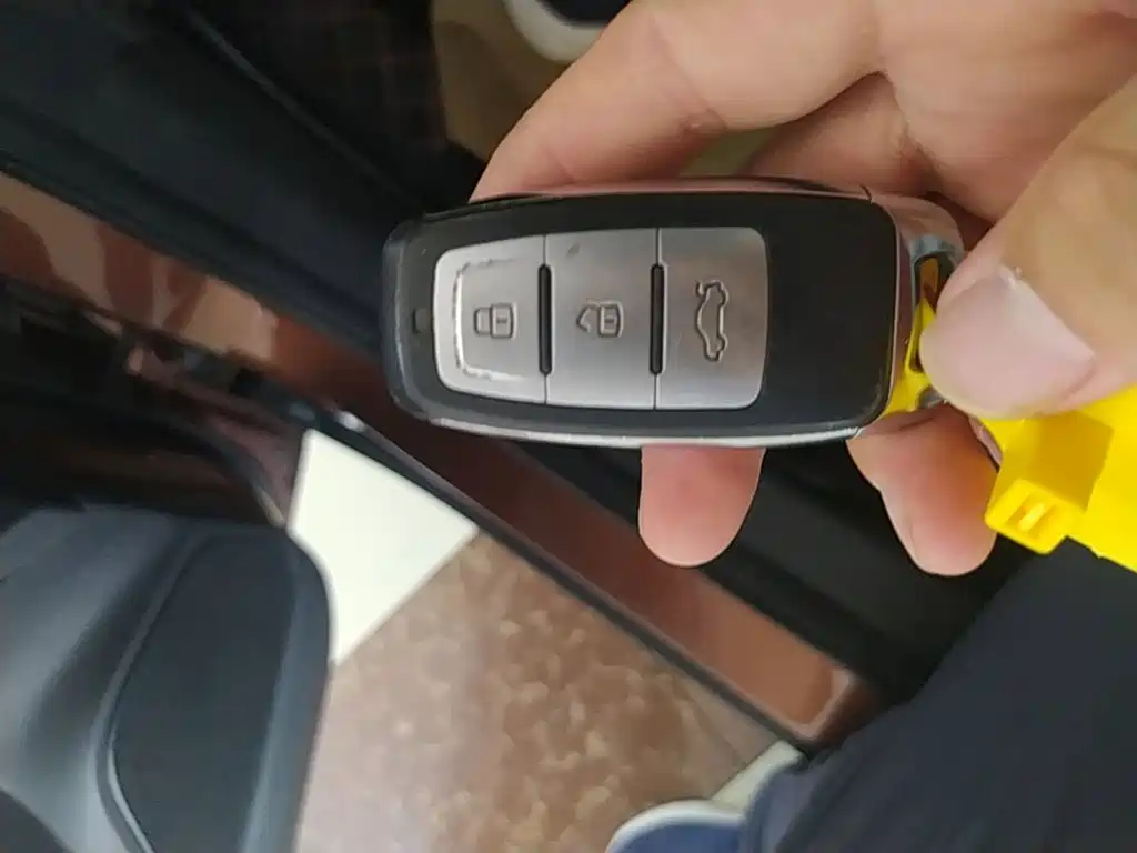 Roewe RX3 — миниатюра 9