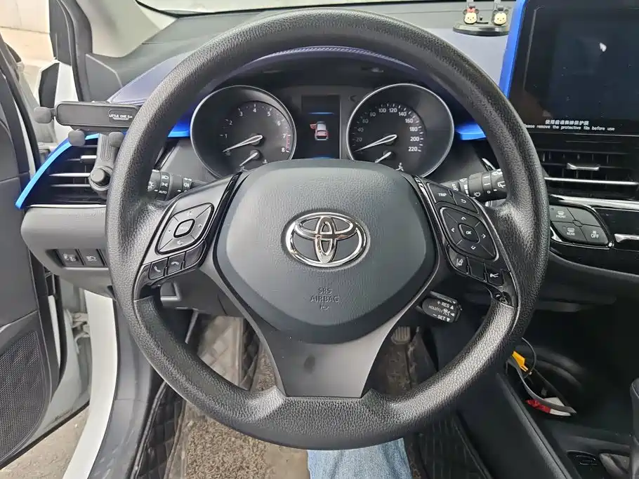 Toyota C-HR — миниатюра 15