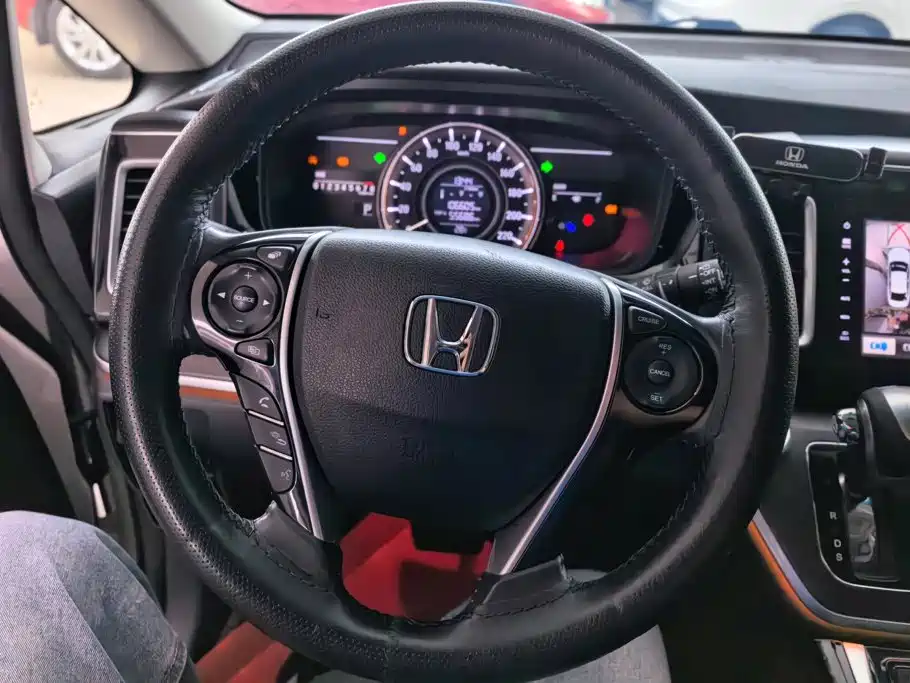 Honda Elysion — миниатюра 15