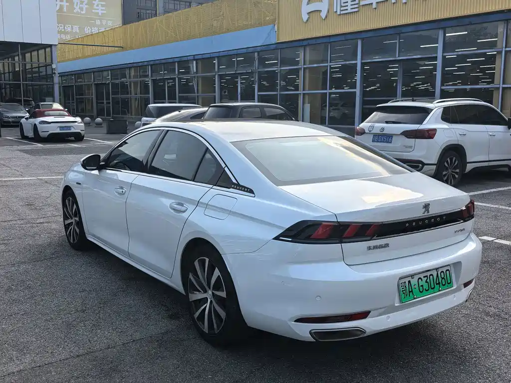 Peugeot 508L PHEV — миниатюра 7